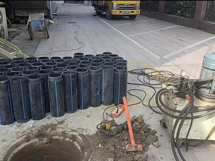 昆山PE置换管厂家 DN315置换管 非开挖管短管置换